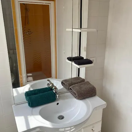 Apartment Situe Plein Centre *